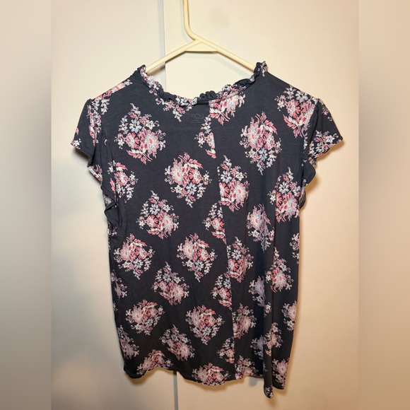 Loft Short Sleeve 2 Top Bundle Size Large. Green Eyelet & Grey Floral Top - Picture 8 of 11